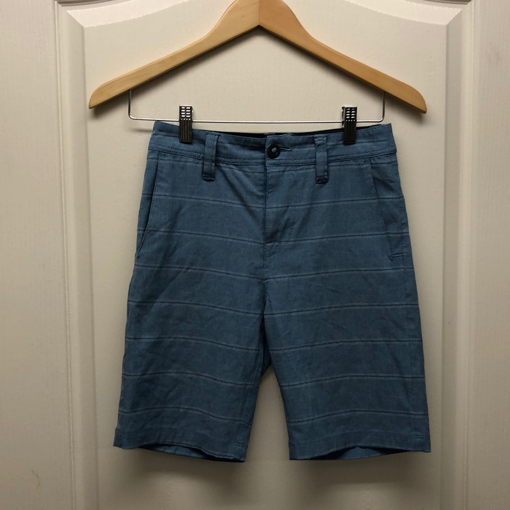 NWOT Volcom 4 pockets 4 way stretch shorts